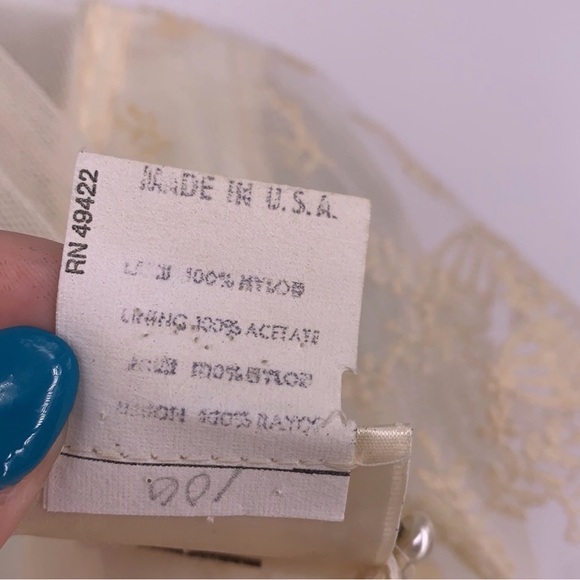 Gunne Sax Cream Lace Dress - Picture 13 of 14